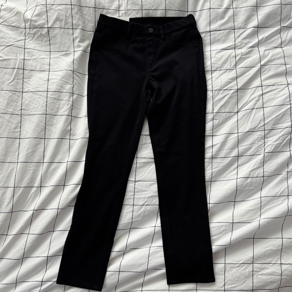 UNIQLO cropped leggings pants size XS black